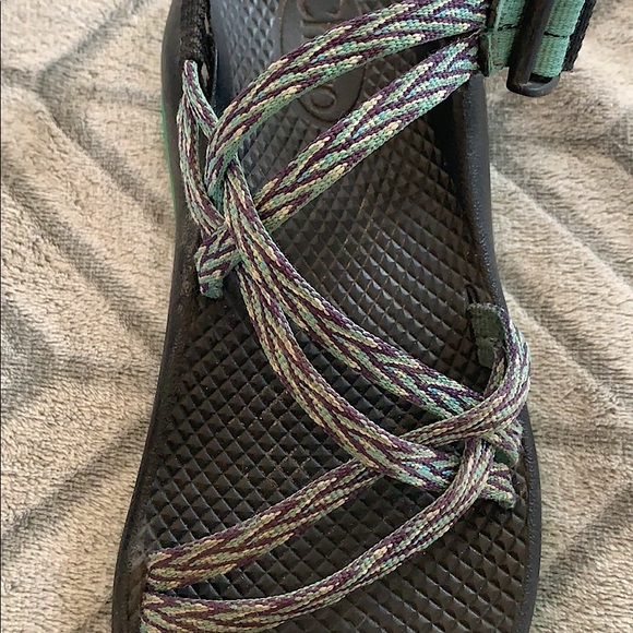 💙Kid’s or Woman’s Ecotred Chacos 💙 - Picture 9 of 14